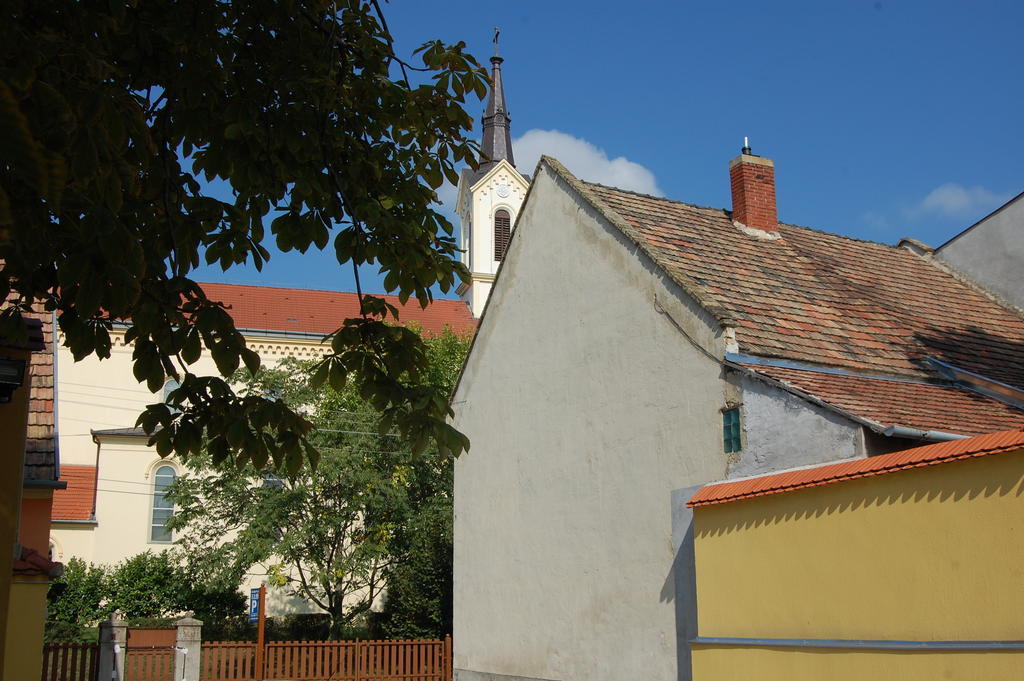 Belvarosi Rezidencia Papa Exterior photo